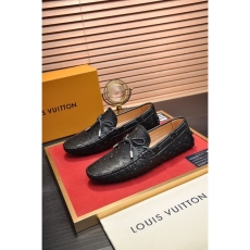 Louis Vuitton Low Shoes